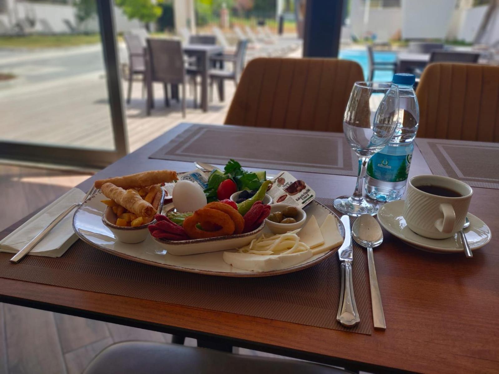 Iberis Hotel Lara Altinkum  Экстерьер фото